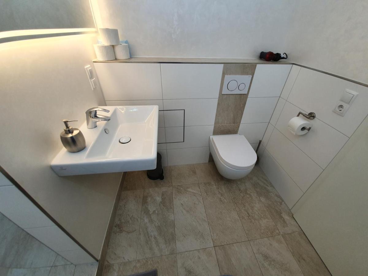 FeWo Lingenfeld - Housity