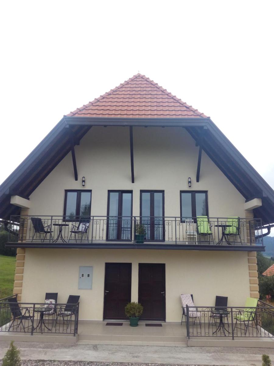 Apartmani Tarsko Sunce - Housity