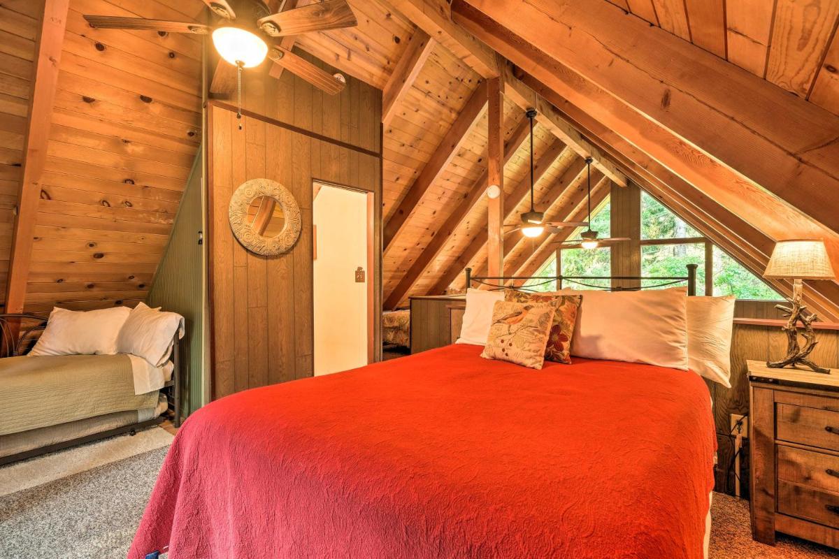 Twain Harte Mountain Cabin - 3 Mi to Downtown - Housity