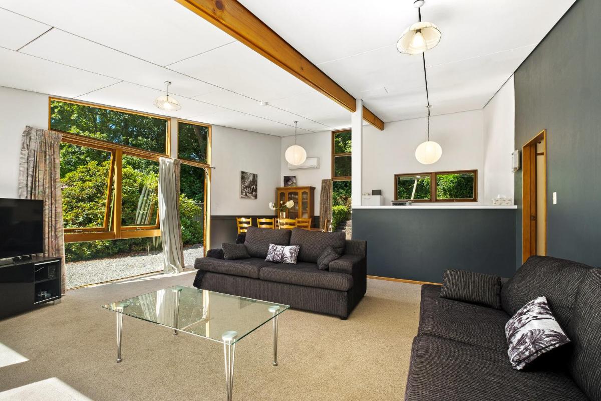 Merioneth Retreat - Arrowtown Holiday Home - Housity