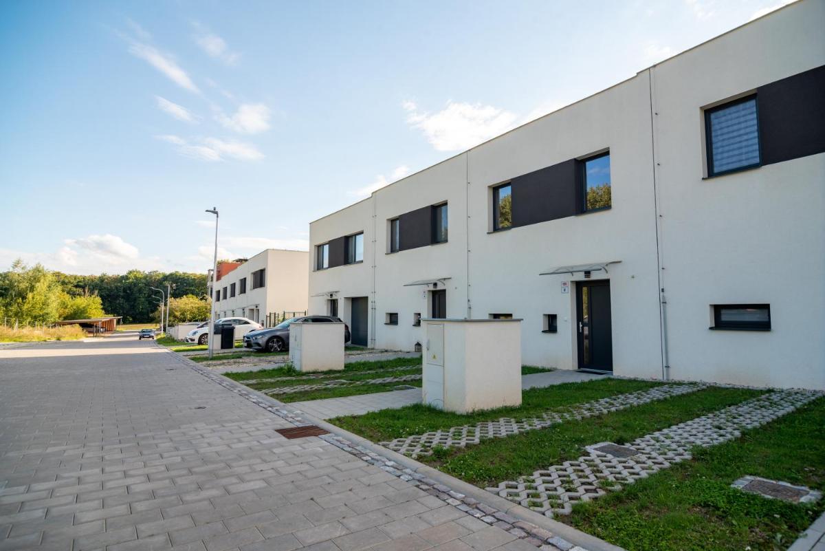 3 bed modern family house in Mikulov - Housity