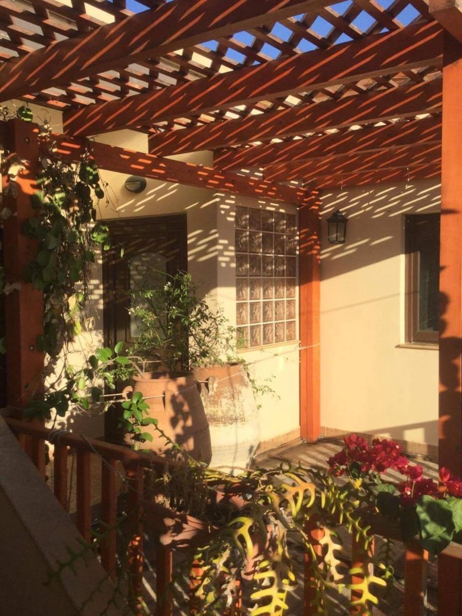 Cosy Country Villa - Housity