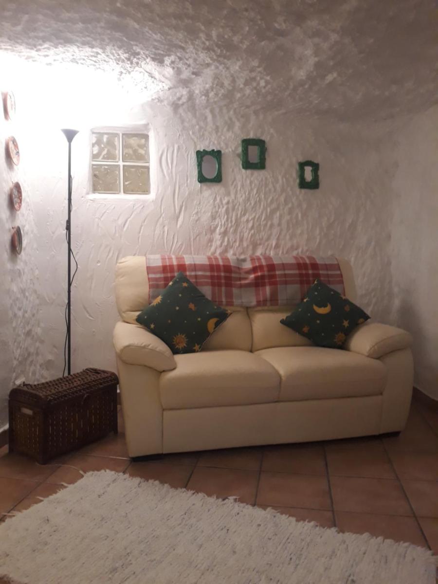 The Welcome Cave - Housity