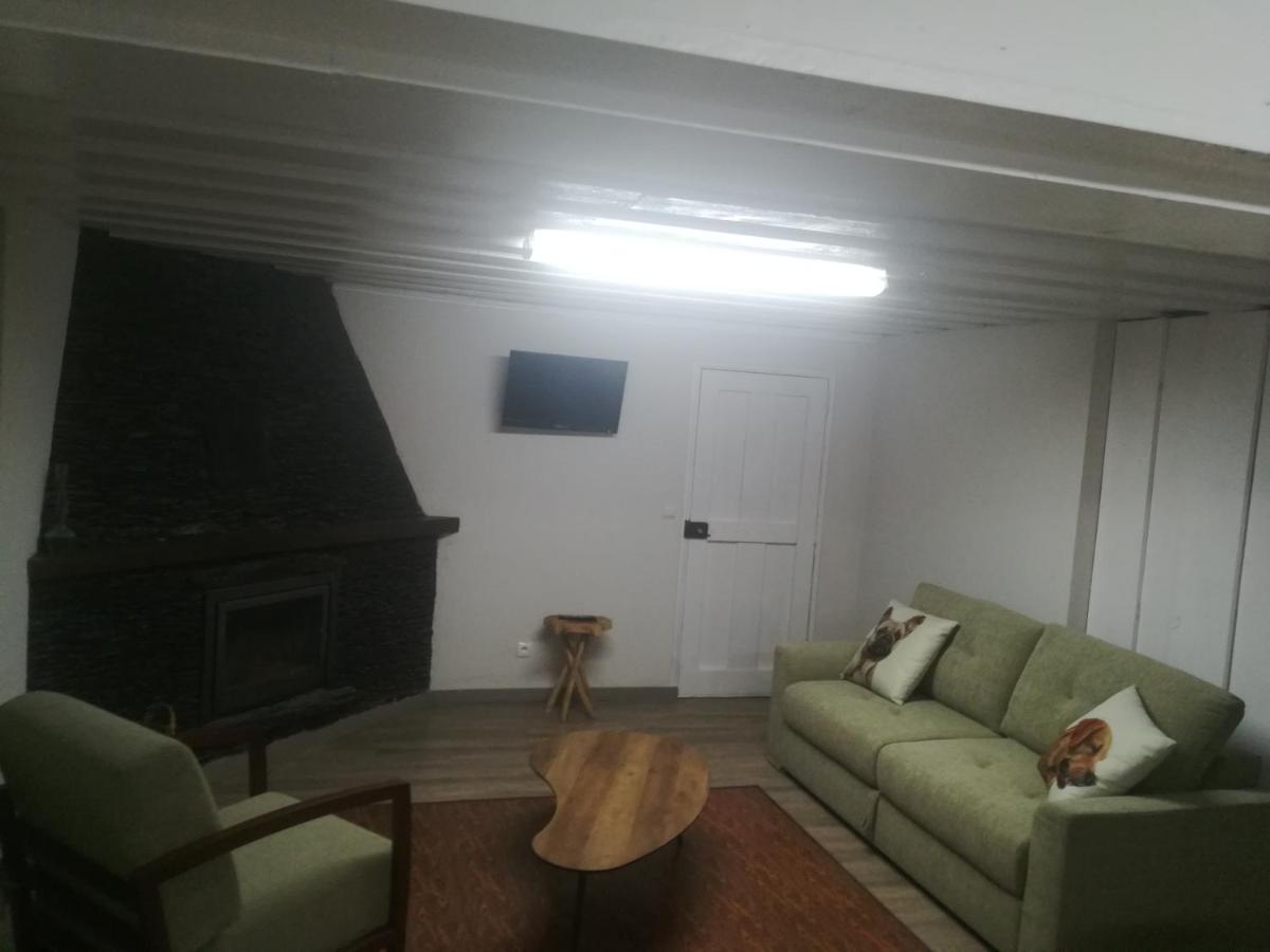Branda da Aveleira - Housity