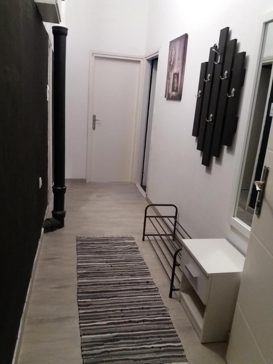 Bianco nero appartamento - Housity