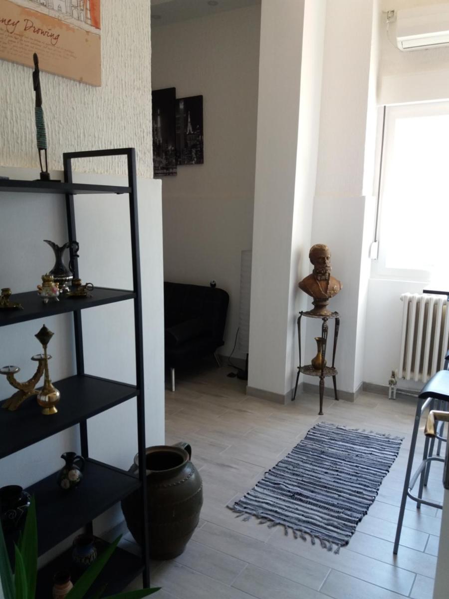 Bianco nero appartamento - Housity
