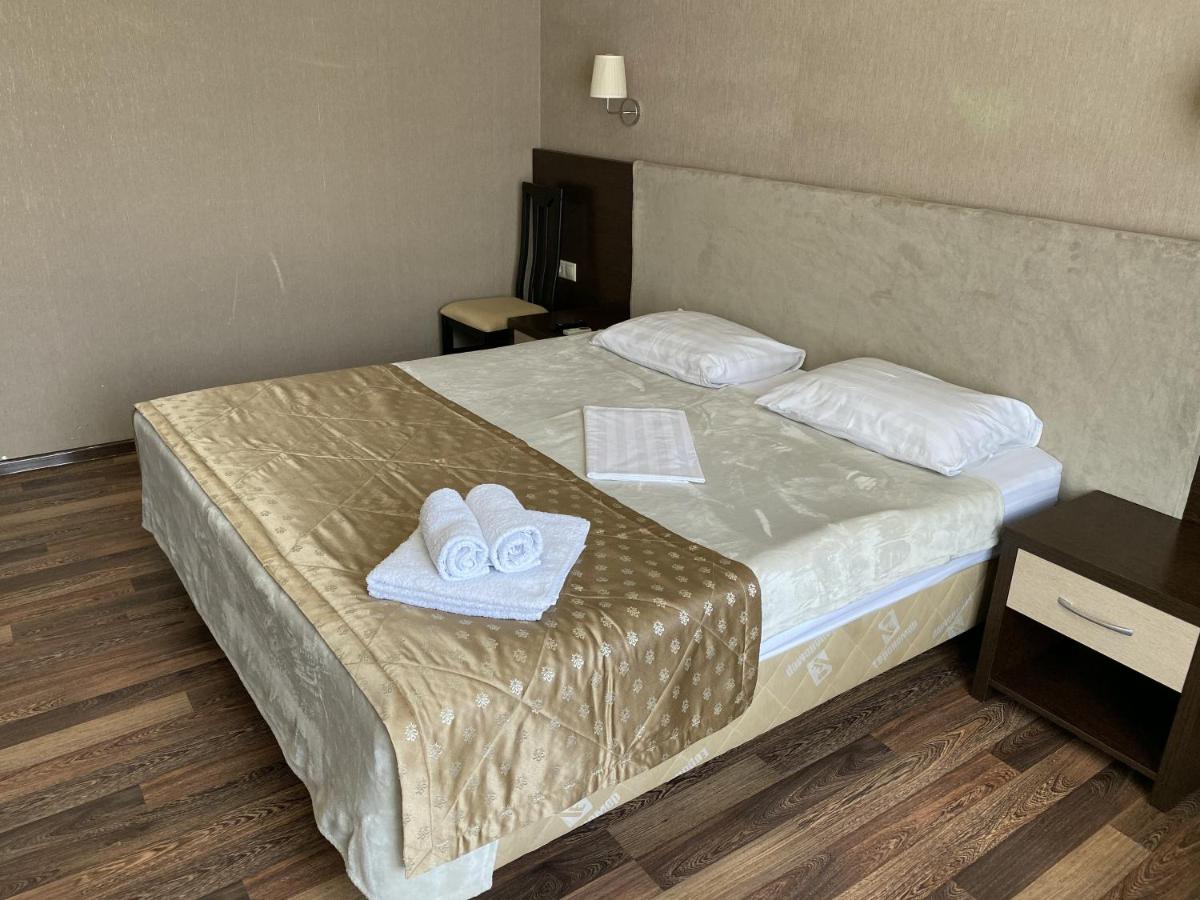 Hotel on Astrakhanskaya - Housity
