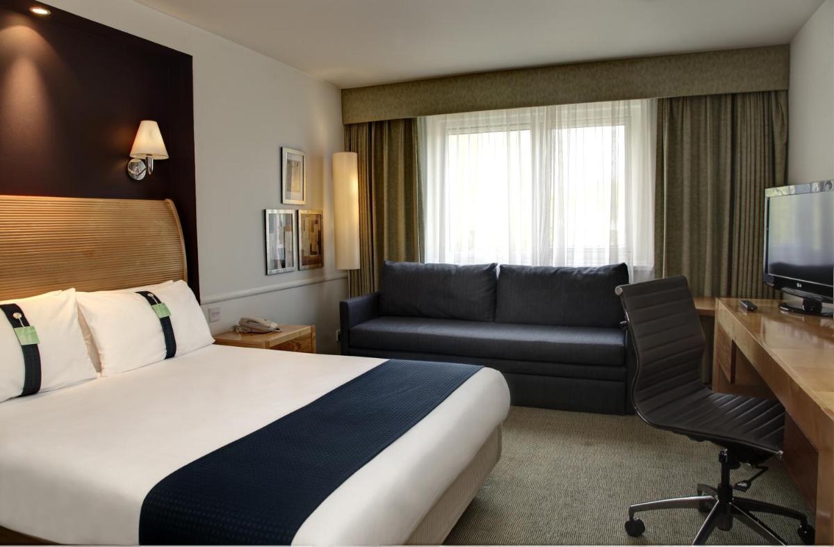 Holiday Inn London Brent Cross, an IHG Hotel - Housity