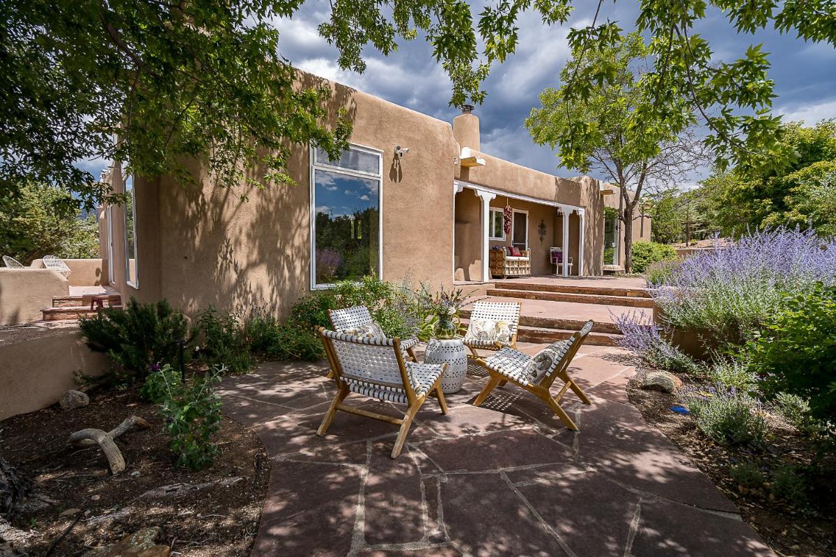 Luxury Private Villa in Santa Fe - Housity