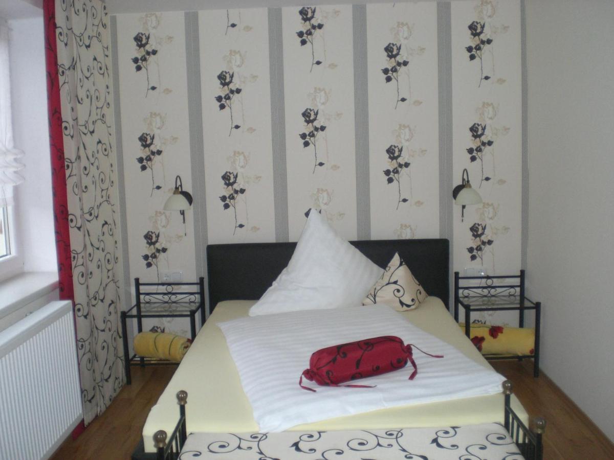 Gasthof Krone - Housity