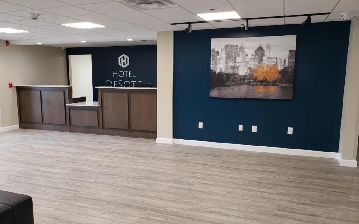 Hotel DeSoto - Housity