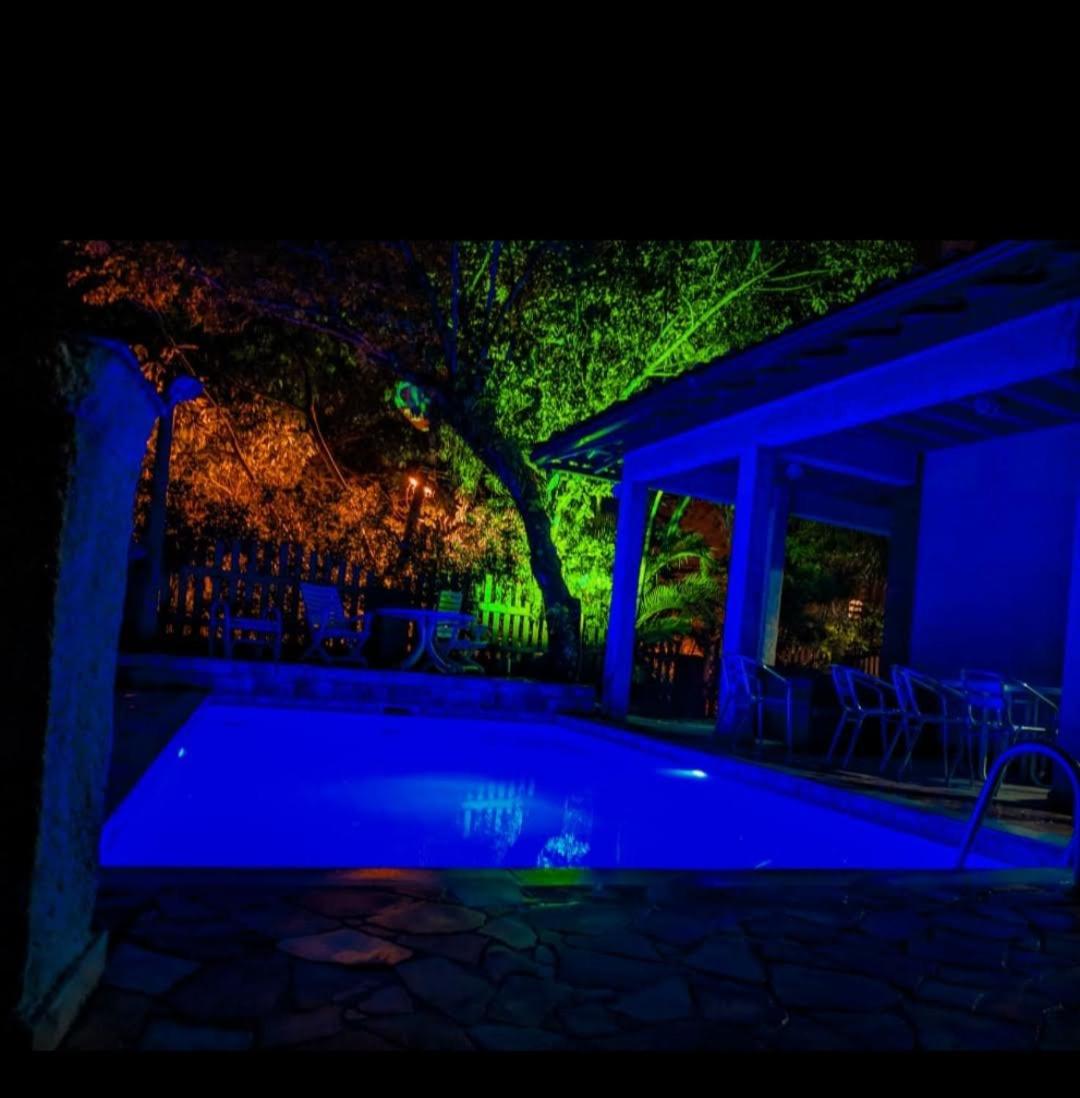 Casa top com Piscina Praia Brava - Mangaratiba - Housity