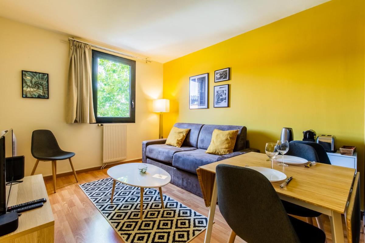 Evry Appartement Cosy // Proche Paris - Housity