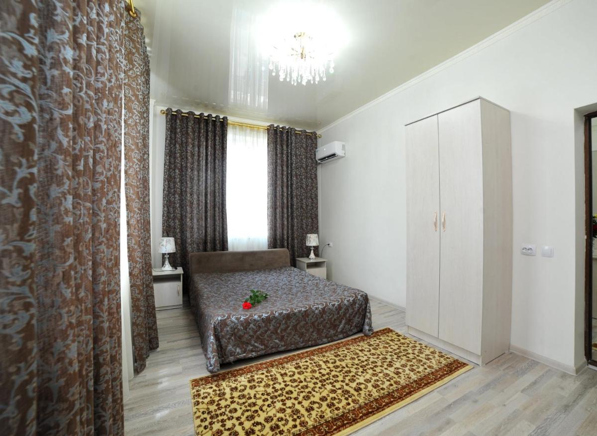 Rich Hotel - Housity