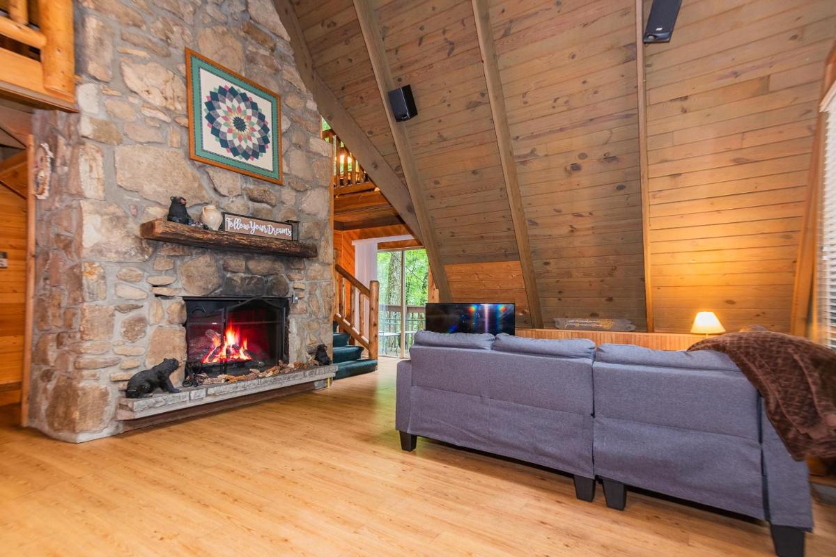 Smoky Bear Hideaway - Housity