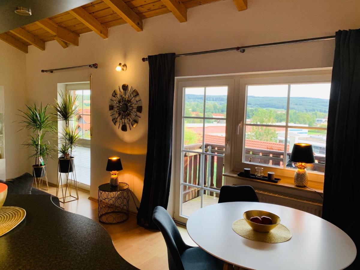 Apartment "Im Sonneneck" bis 4 Personen mit Parkplatz, W-LAN, Netflix im Thüringer Wald, Schleusingen - Housity