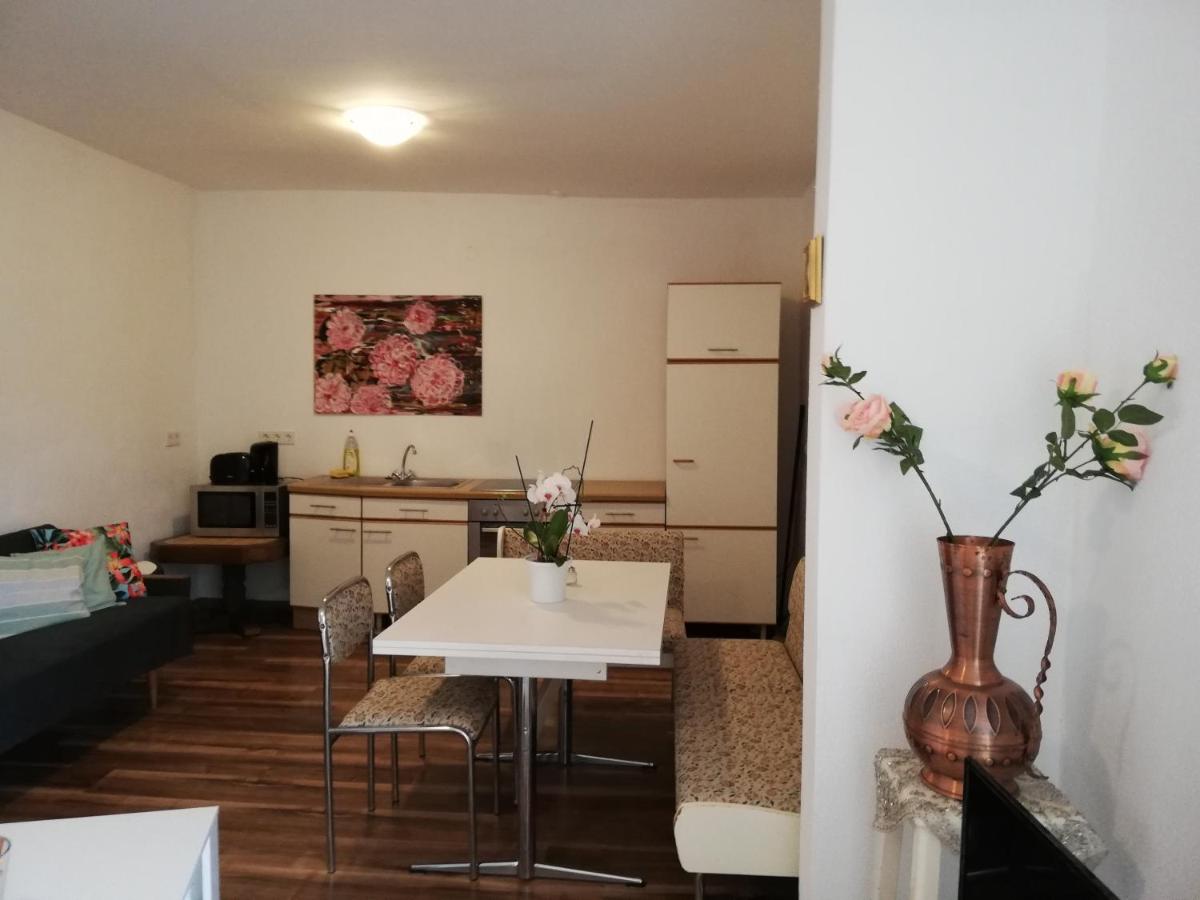 Lemone - Housity
