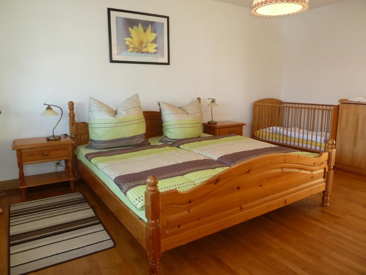 Ferienhaus - Vakantiehuis, Ferienwohnung, 100 qm, Rollmann, 54578 Nohn, Eifel- Nürburgring - Housity