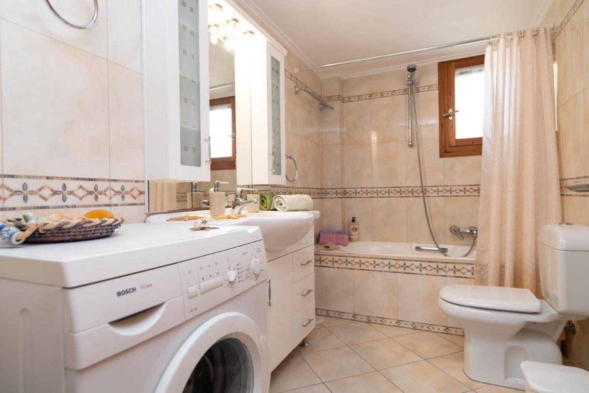 Katerina's House - Housity