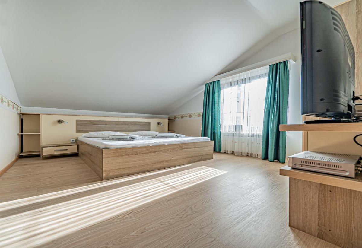 Pension Onix Vienna Airport - Housity