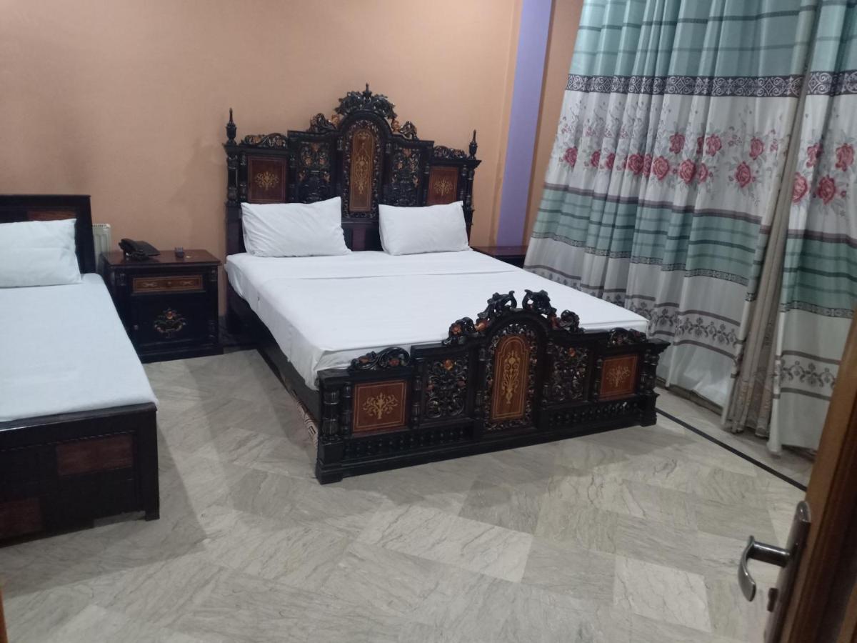Home Away - Housity
