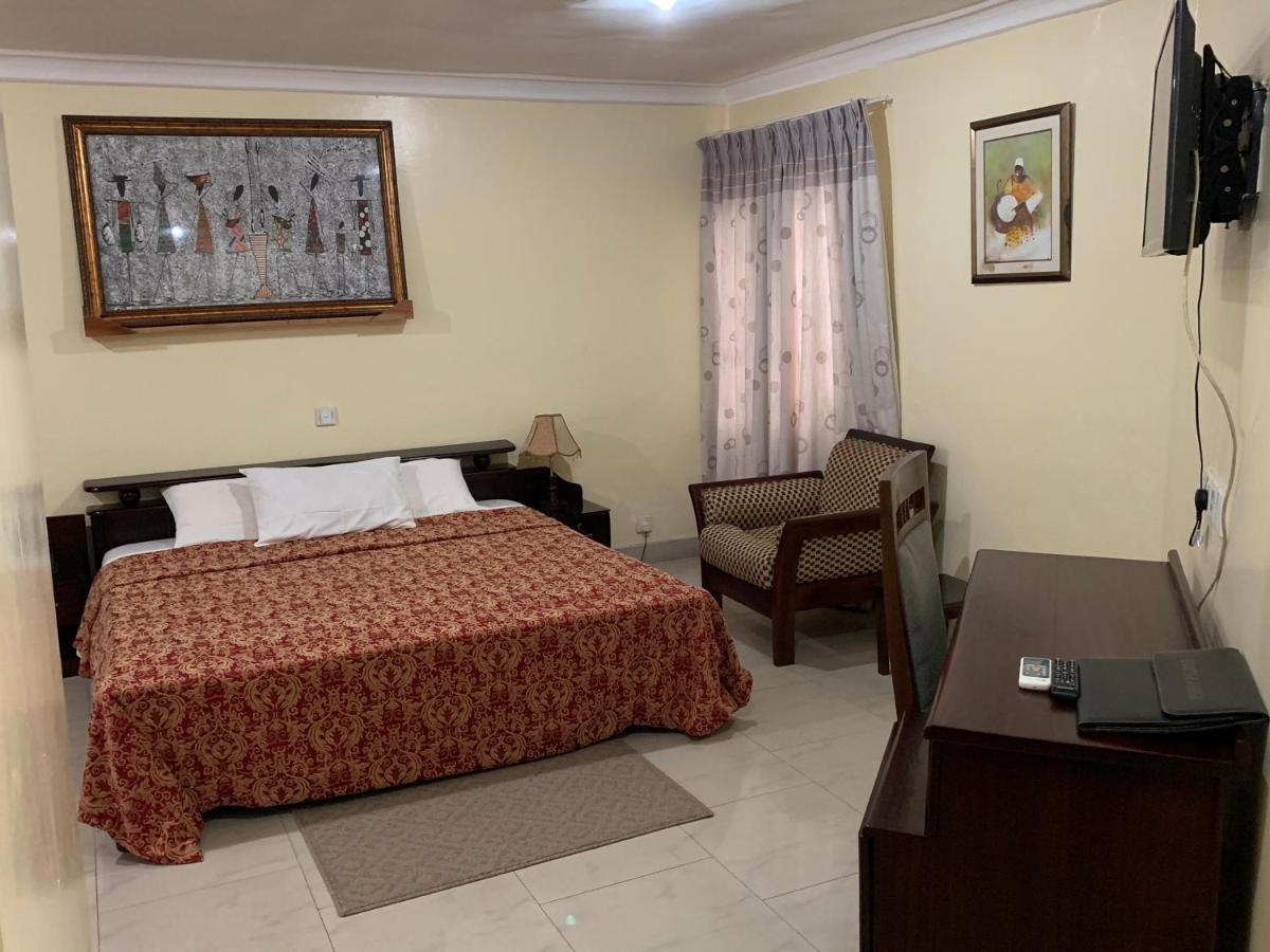 Suitetrails - Suus Rahma Guest House & Apartments