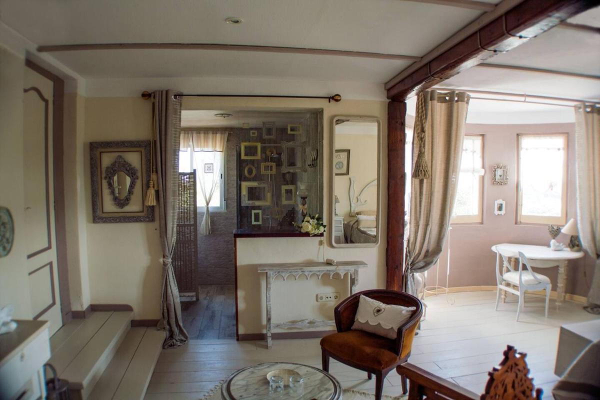 VILLA VOLUBILIS - Housity