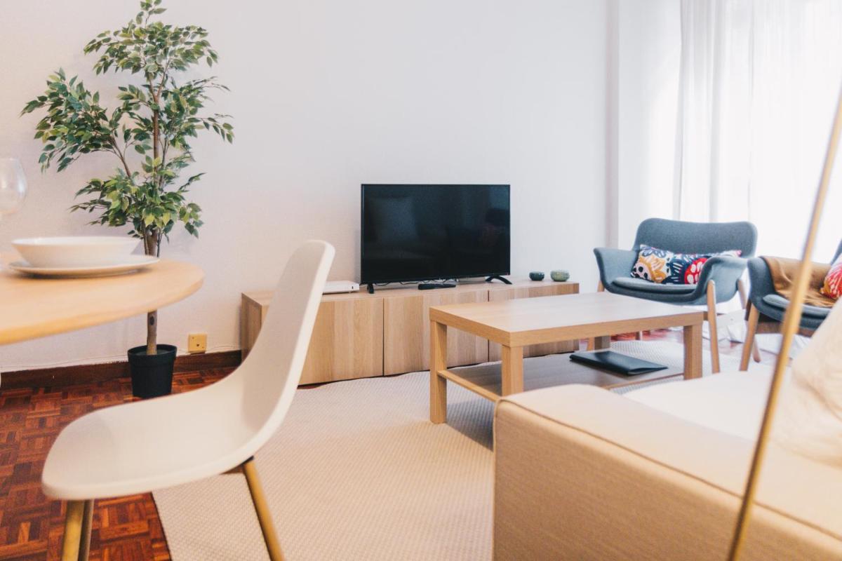 Funi apartment by People Rentals - Housity