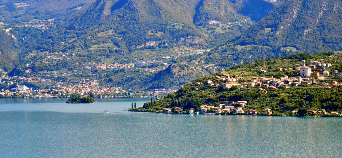 Italian Vacation Homes - La Petite Maison du Lac - Housity