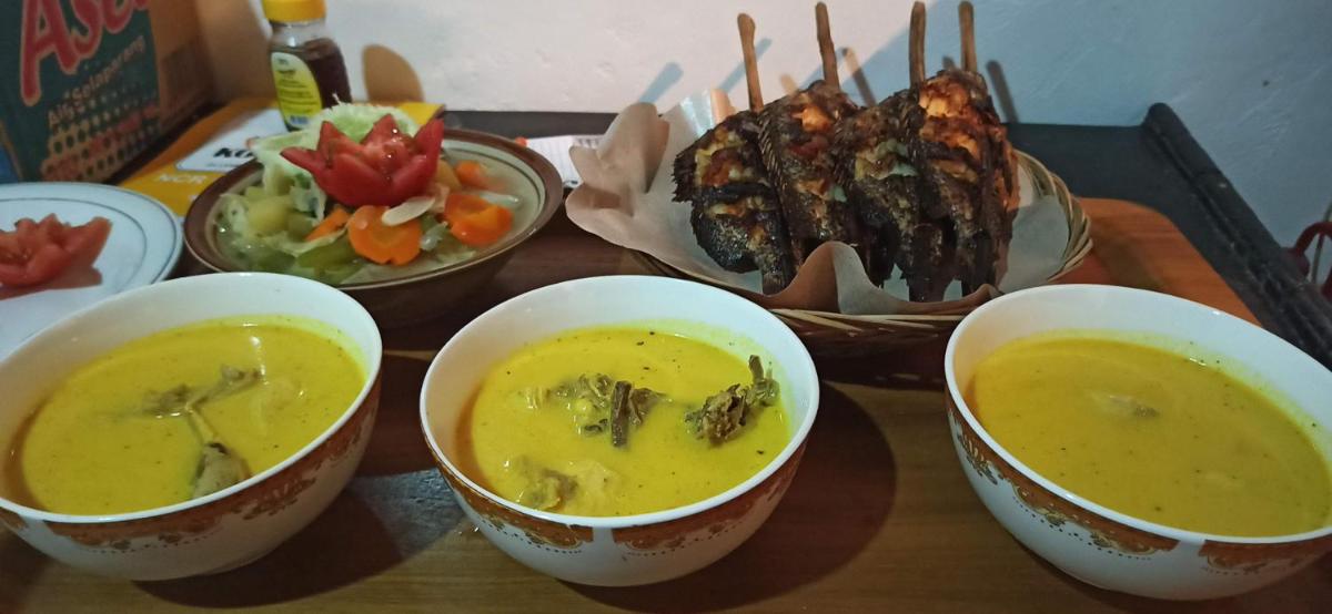 Bale Kembang Kuning - Hizvo
