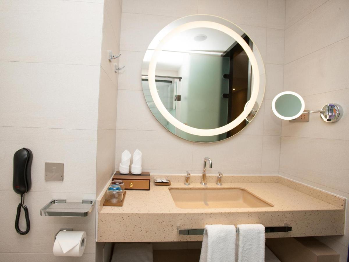 Lavande Hotel Zhangjiakou Victoria Plaza - Housity