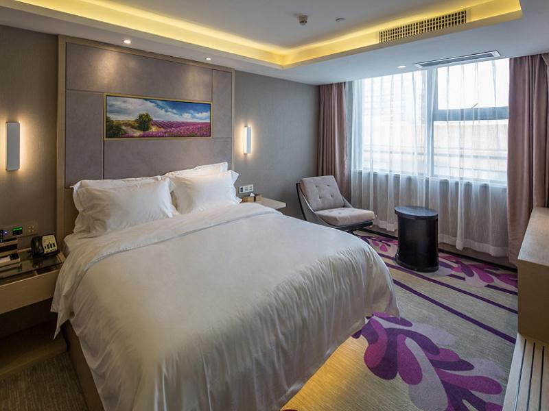 Lavande Hotel Shenzhen Baoan Haiya Binfencheng - Housity