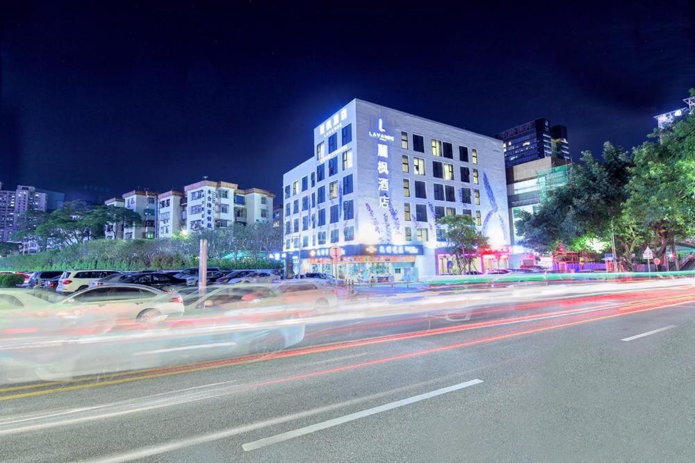Lavande Hotel Shenzhen Baoan Haiya Binfencheng - Housity