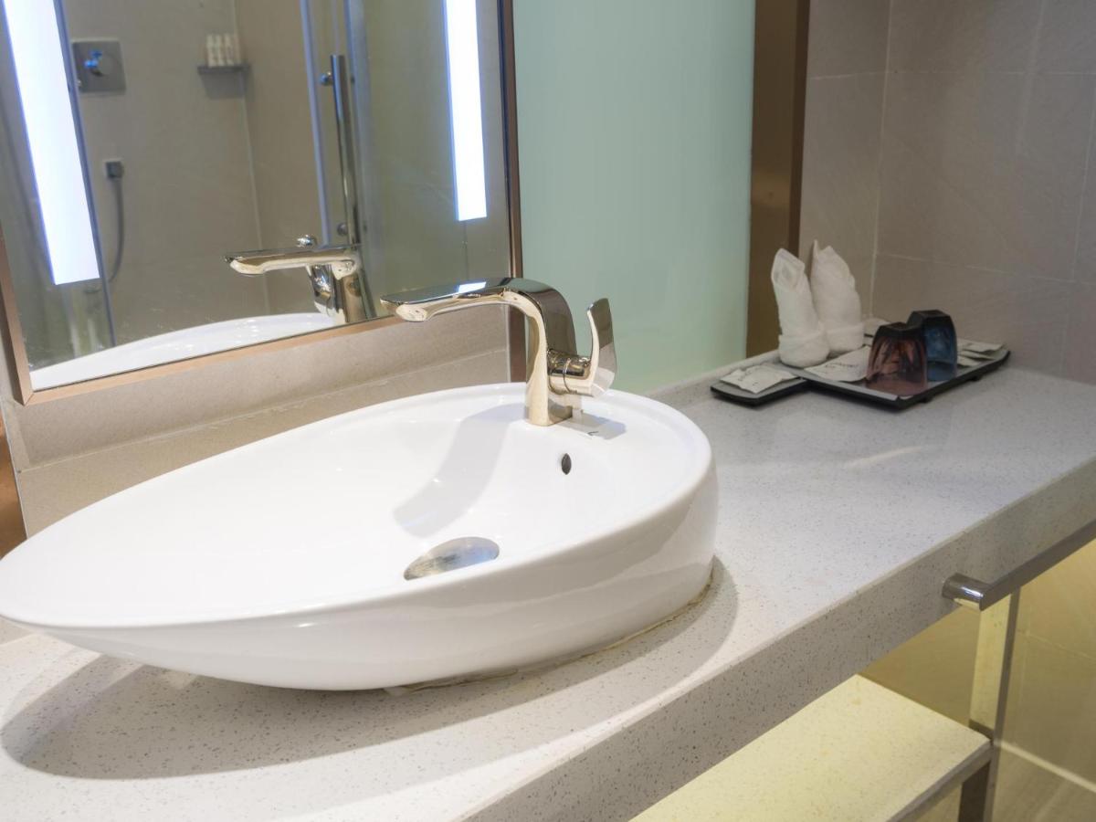 Lavande Hotel(Macheng High-speed Station Branch) - Housity