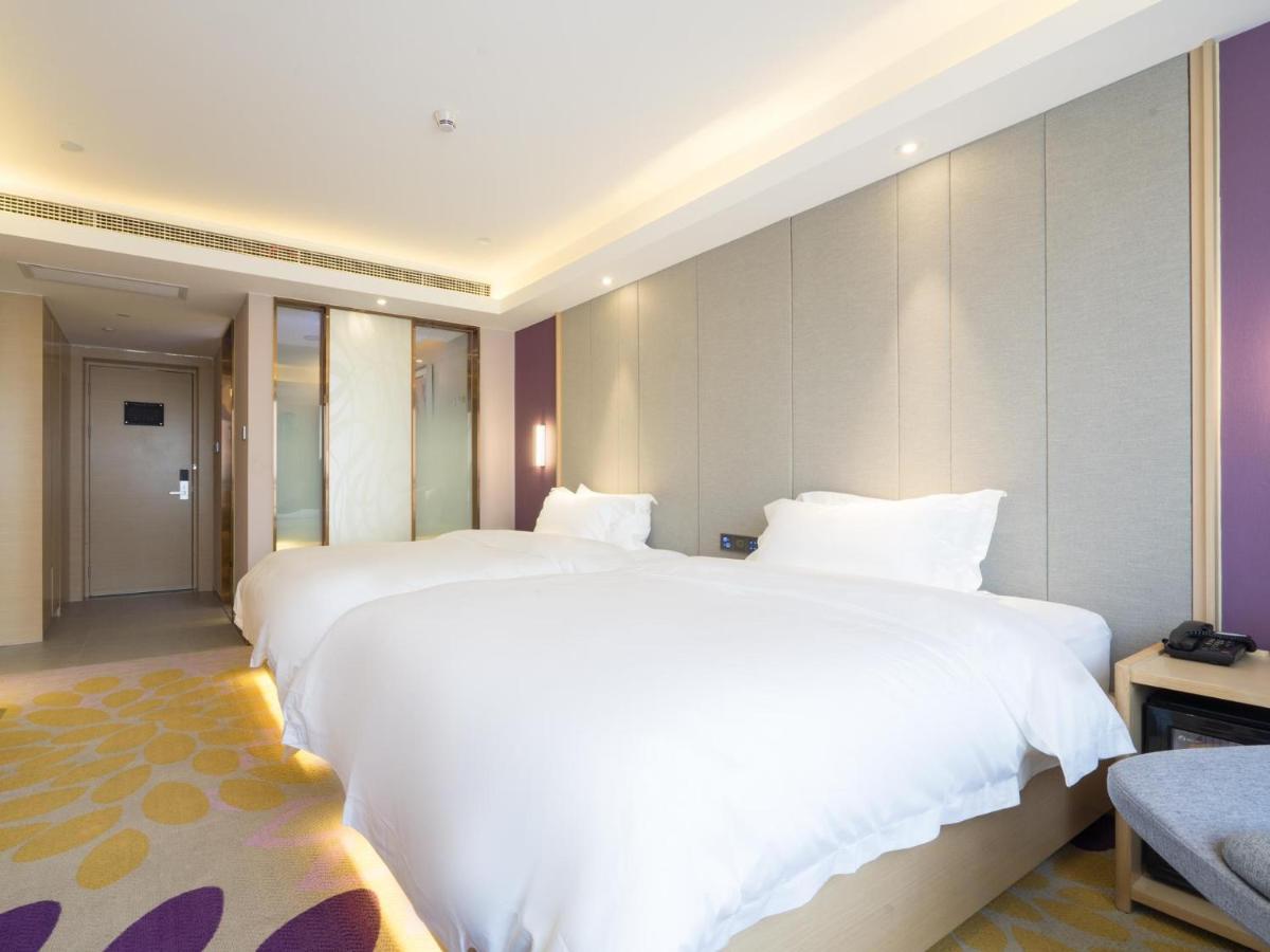 Lavande Hotel Jingmen Planet World City - Housity