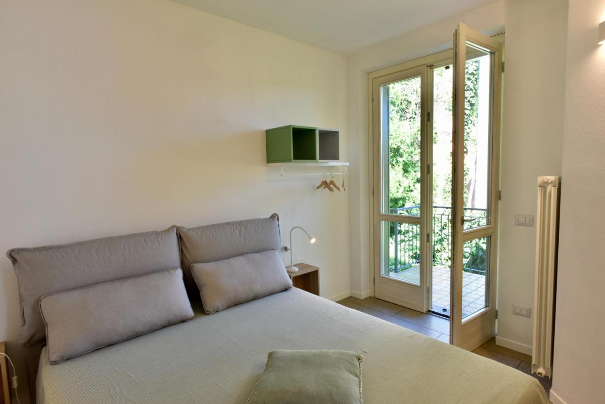 Italian Vacation Homes - La Petite Maison du Lac - Housity