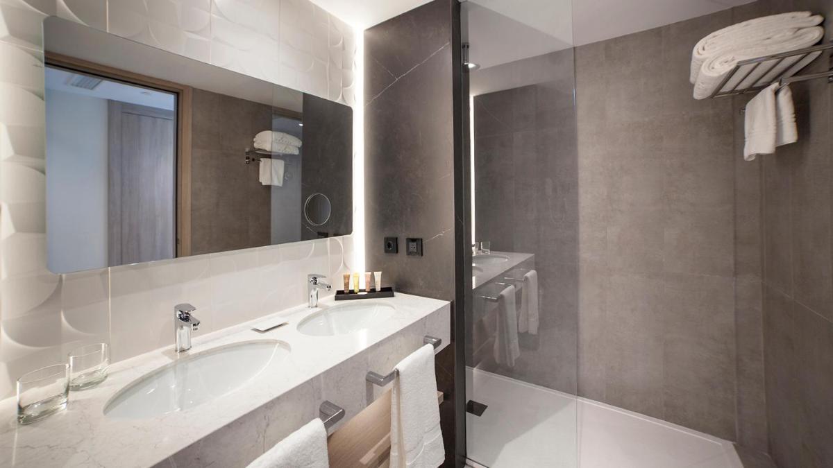 Un baño de Alanda Marbella Hotel & Wellness