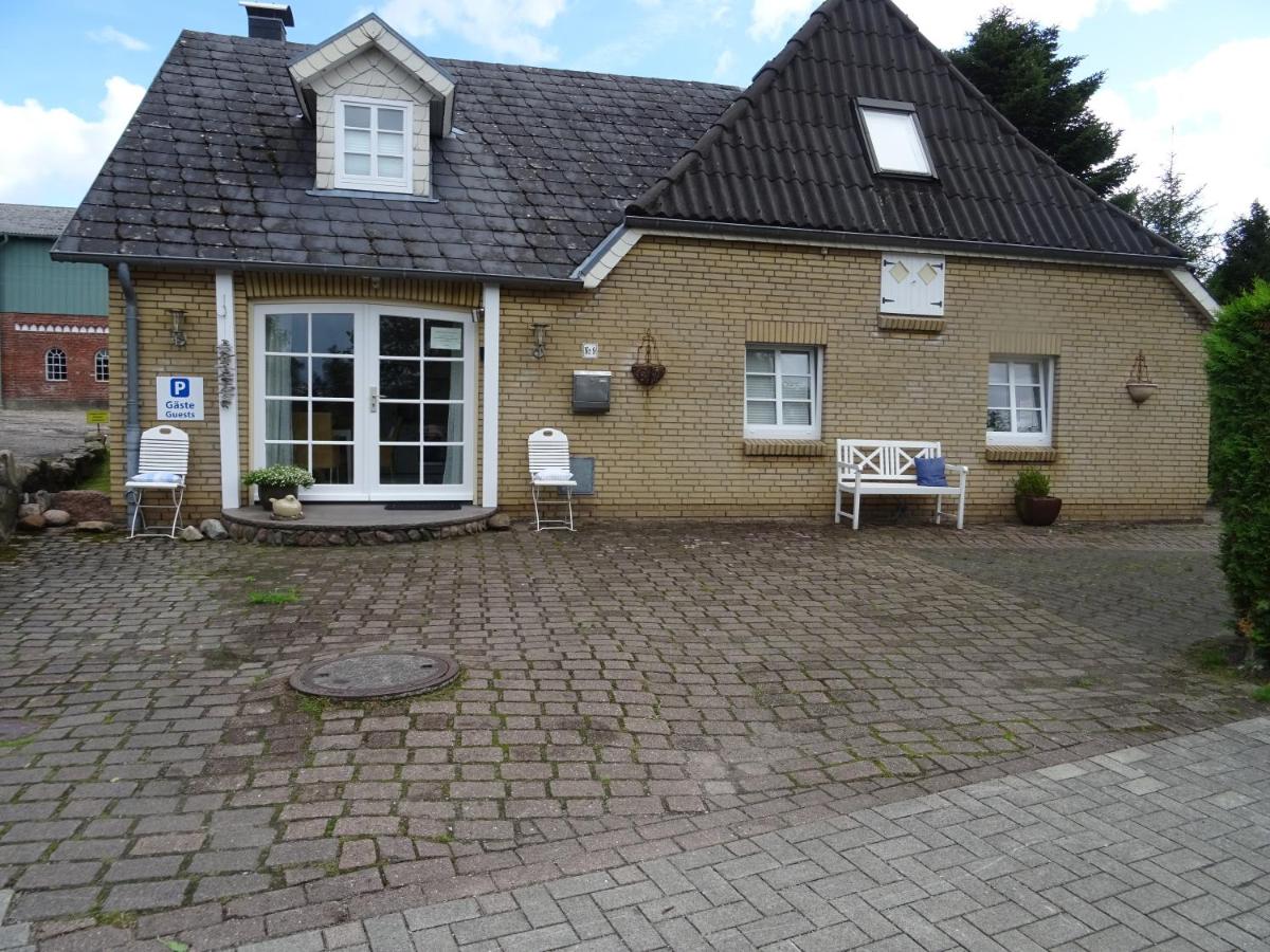 Appartement Dorfstrasse - Housity