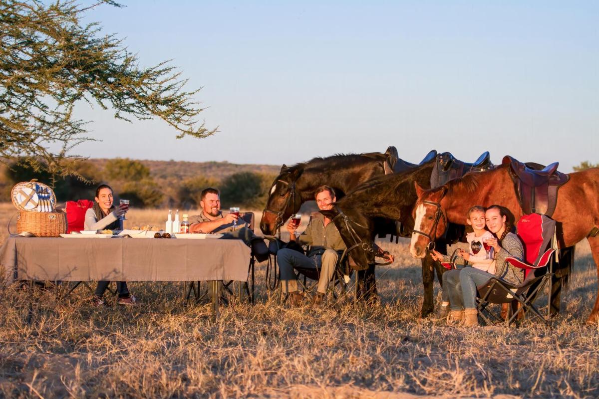 Ukuta Bush Lodge - Housity
