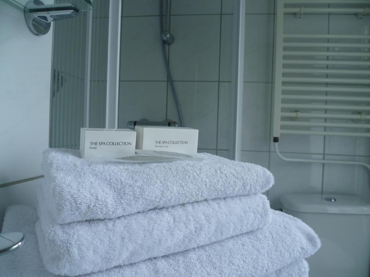Hotel Pension Oranje - Housity