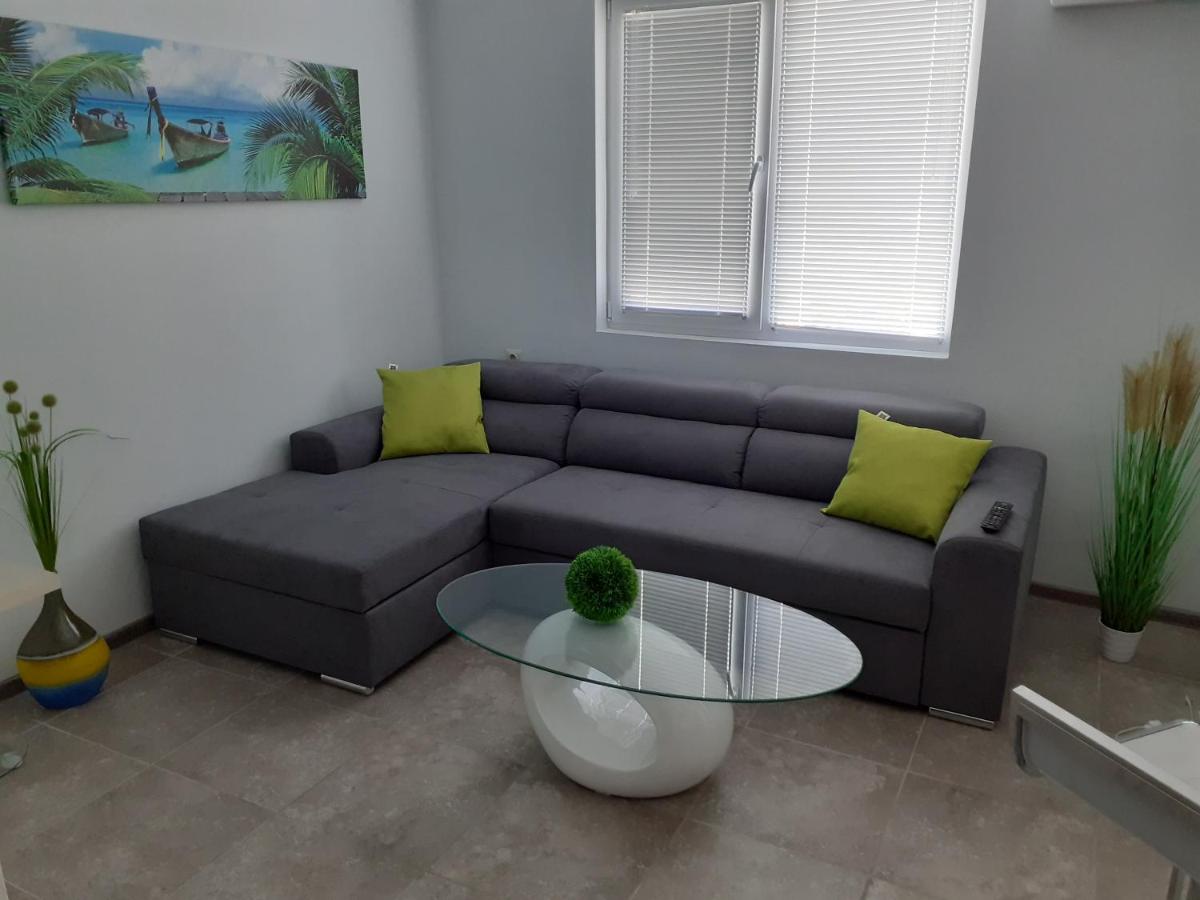Varna beach - Housity