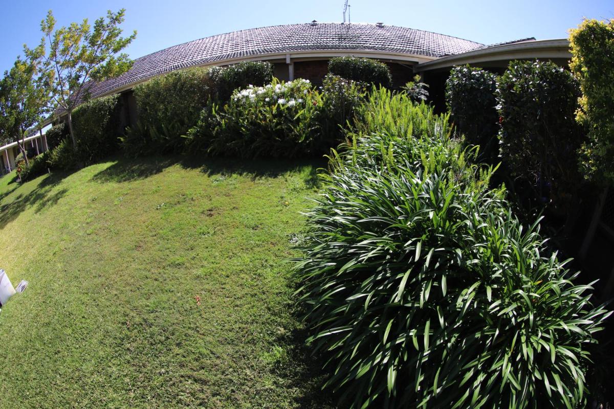 Sleepy Hill Motor Inn - Housity