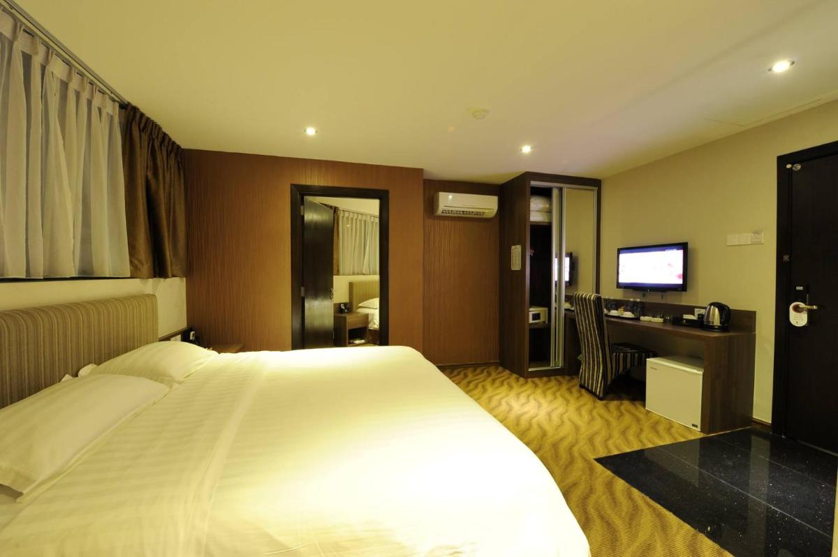 The Imperial Hotel - Housity