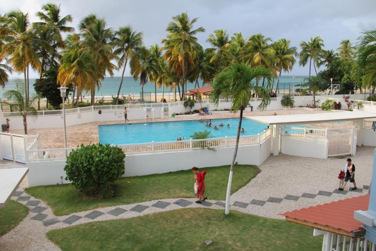 Suitetrails - Hobie Oceanfront apartment at Isla Verde