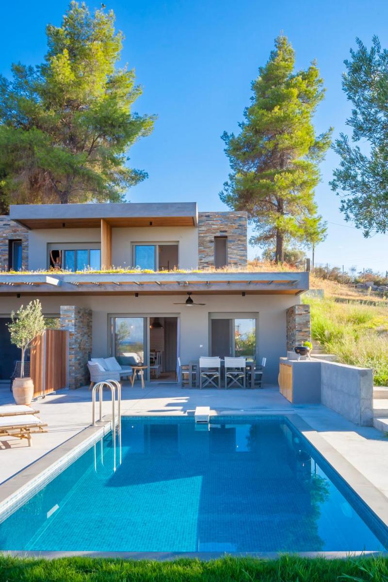 Olive White Villa - Housity