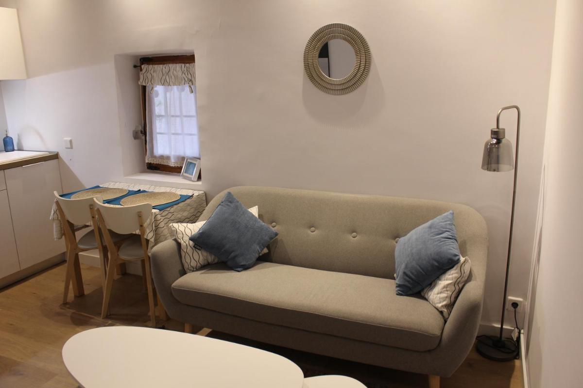 La Casa Toledana Estudio - Patio y Artesonado - Housity
