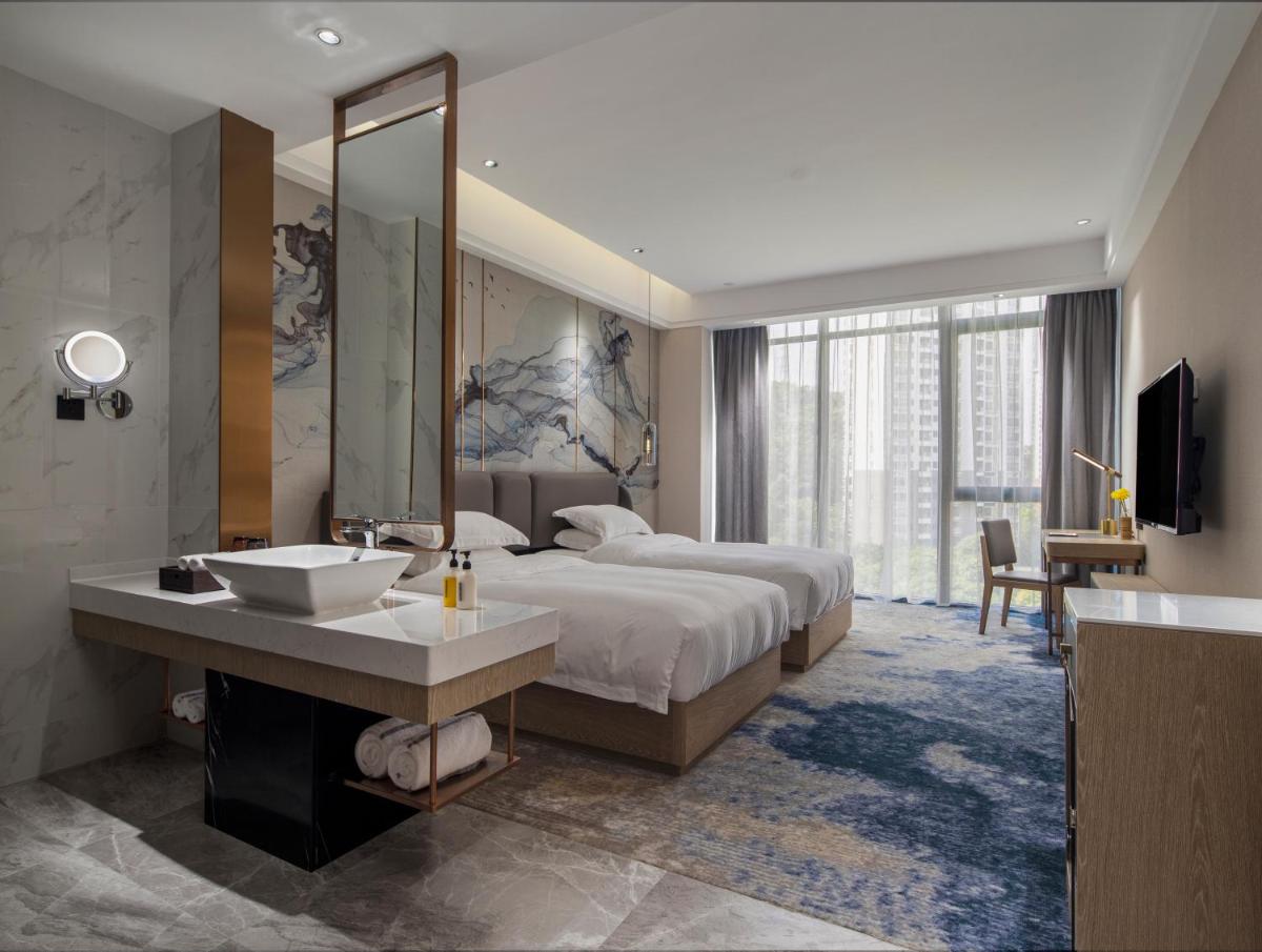 Paco Hotel Jinfeng Metro Guangzhou - Hizvo