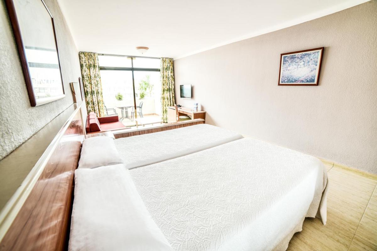 Cama o camas de una habitación en Hotel Beatriz Playa & Spa