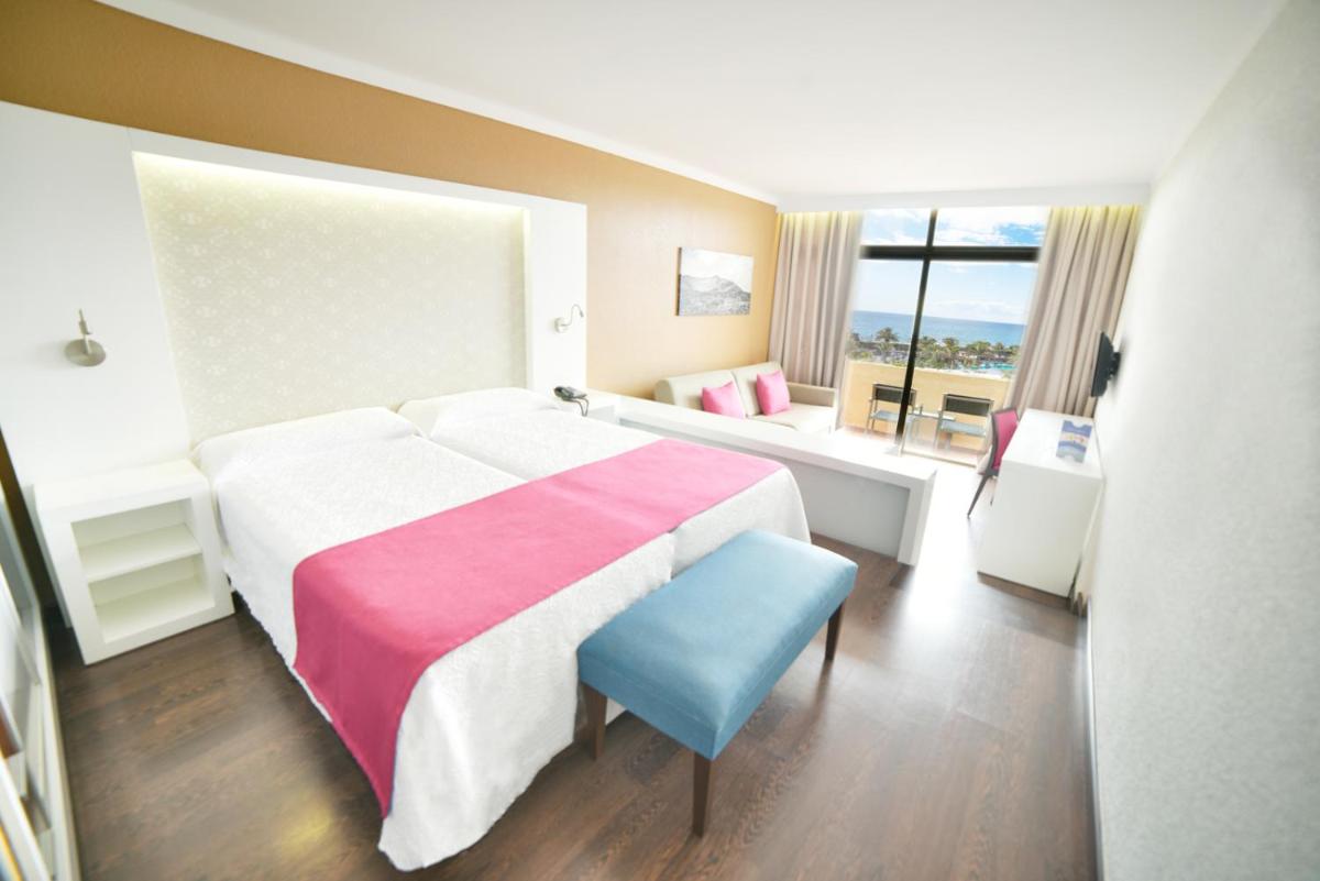 Cama o camas de una habitación en Hotel Beatriz Playa & Spa