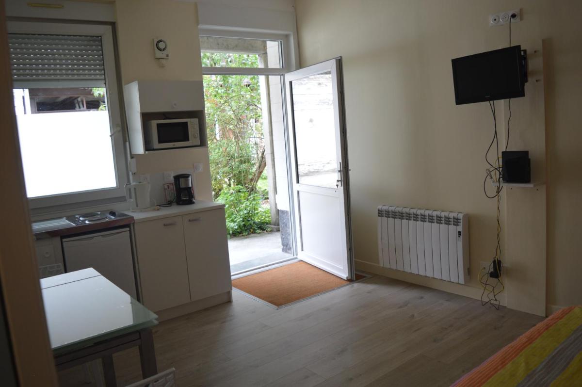 Aux Thermes - Housity
